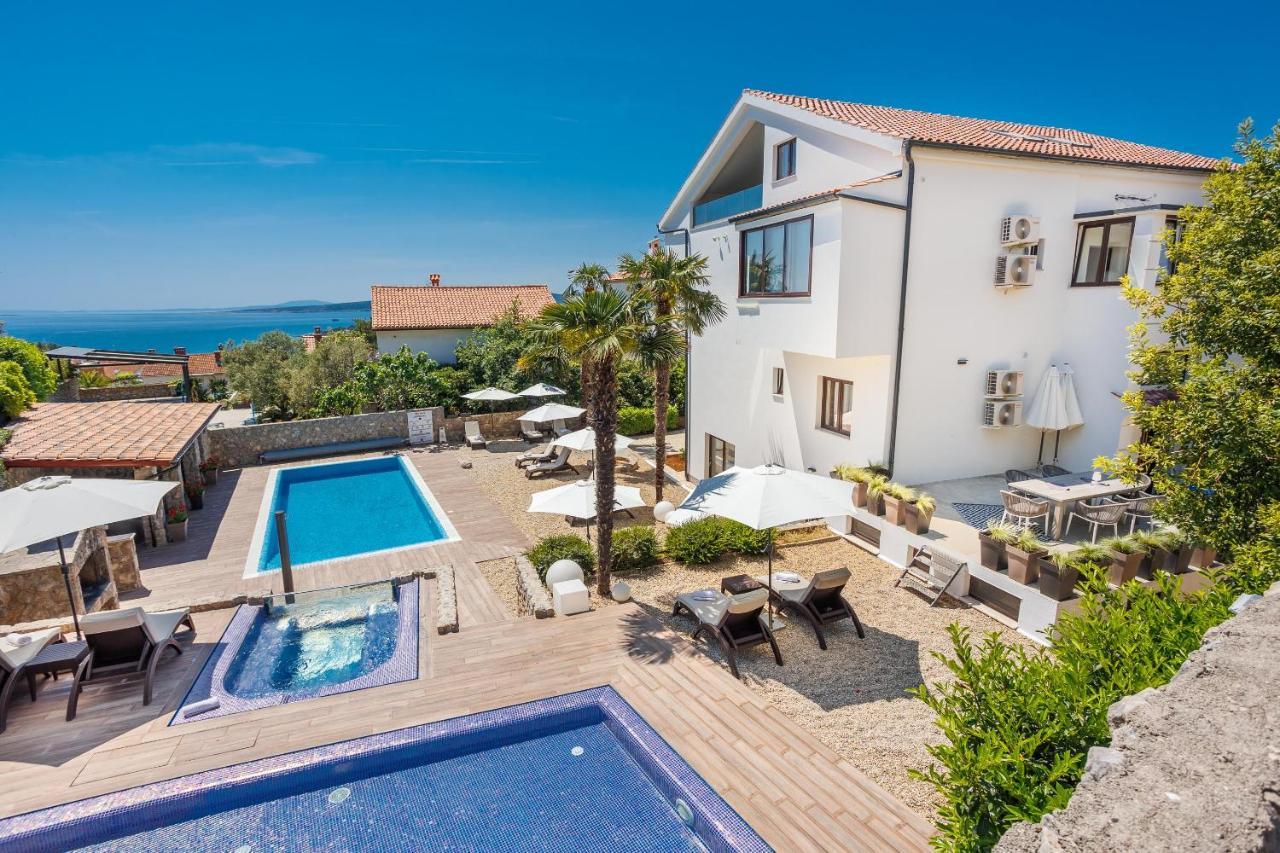 Apartments Petra Krk Кърк Екстериор снимка
