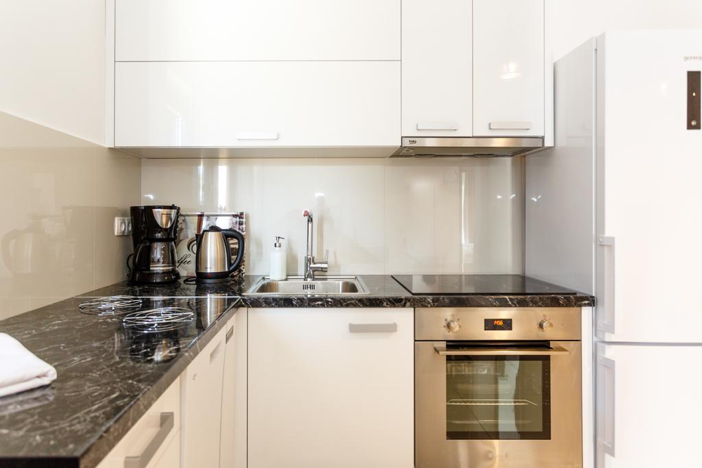 Apartments Petra Krk Кърк Екстериор снимка