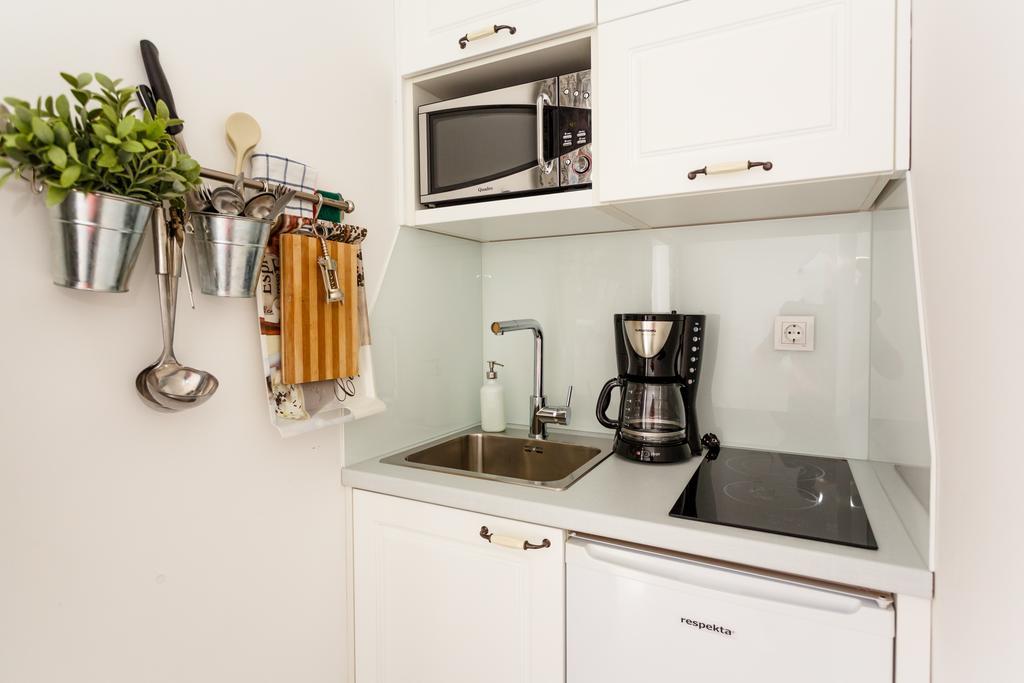 Apartments Petra Krk Кърк Екстериор снимка