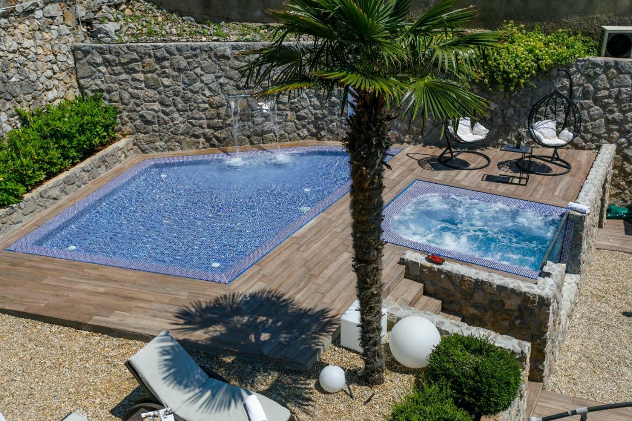 Apartments Petra Krk Кърк Екстериор снимка