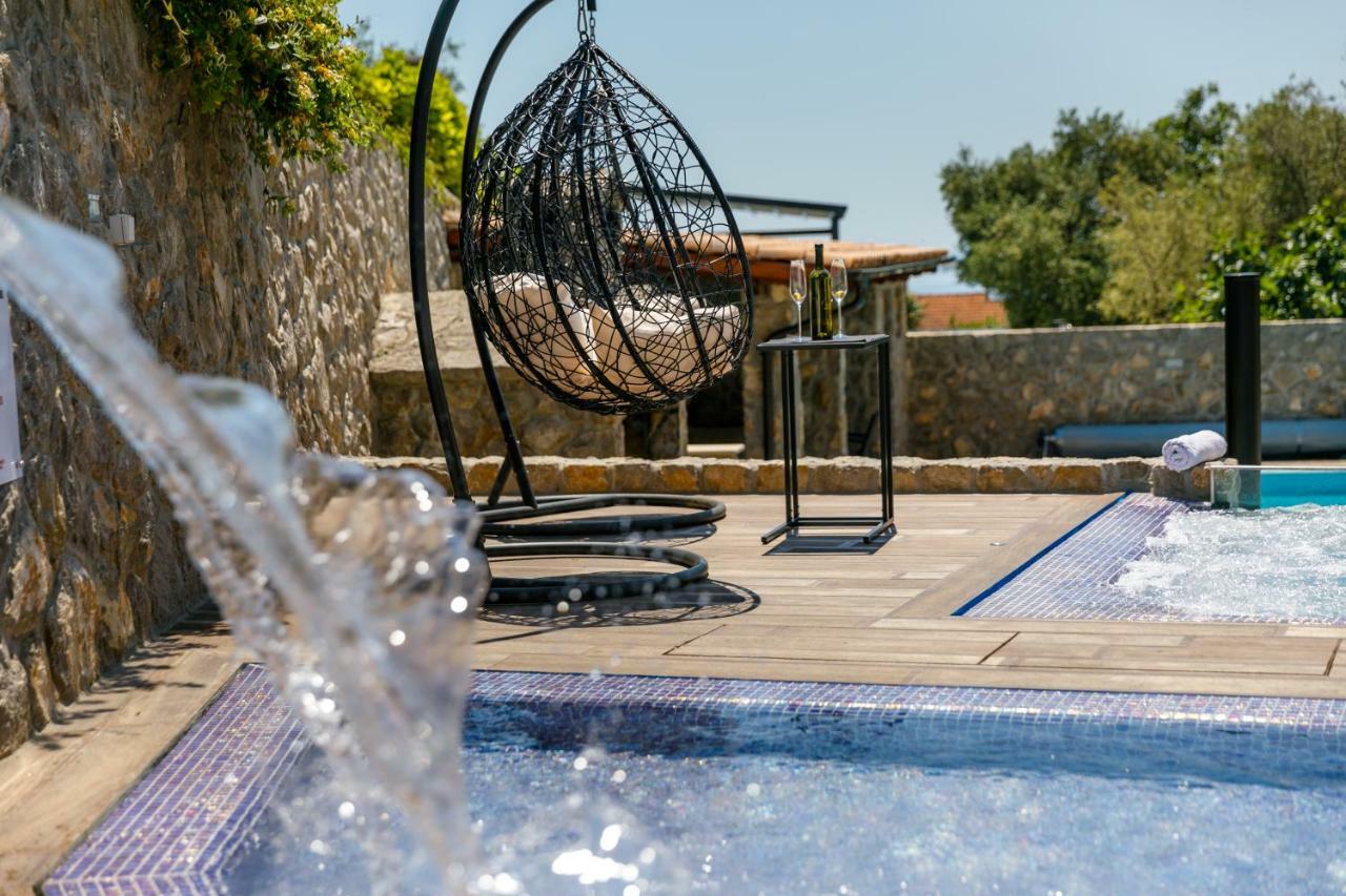 Apartments Petra Krk Кърк Екстериор снимка